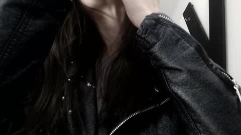 Ale online show from 10.28.25