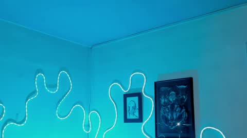 Alejandra online show from 04.06.26