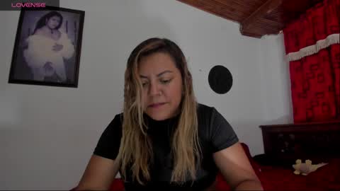 Snapshot of aleja_lollipop chatting on 06.02.26 Aleja online show from 06.02.26