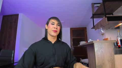 Snapshot of alejaevangeline chatting on 02.14.25 A L E J A N D R A online show from 02.14.25