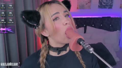 Snapshot of alejamillan1 chatting on 12.06.24   night GTM -5 online show from 12.06.24