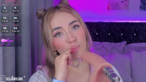 Snapshot of alejamillan1 chatting on 02.03.25   night GTM -5 online show from 02.03.25