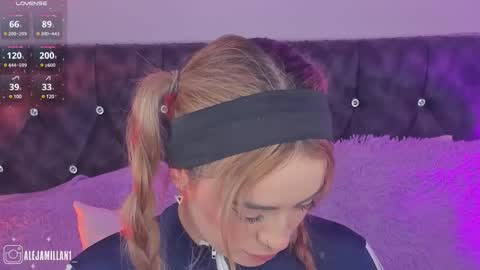 Snapshot of alejamillan1 chatting on 02.28.25   night GTM -5 online show from 02.28.25