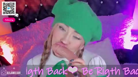 Snapshot of alejamillan1 chatting on 03.03.25   night GTM -5 online show from 03.03.25