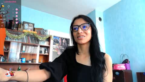 Alejandra online show from 12.17.24