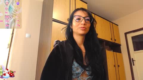 Alejandra online show from 12.31.24