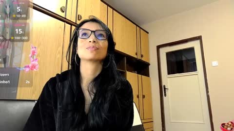 Alejandra online show from 01.06.25