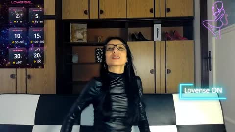 Alejandra online show from 02.08.25