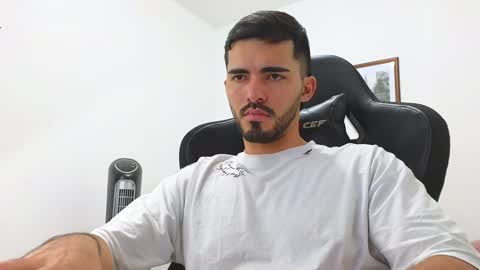 alejandroo_7 online show from 01.08.25