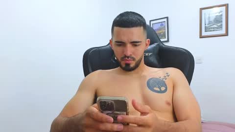 alejandroo_7 online show from 02.26.25