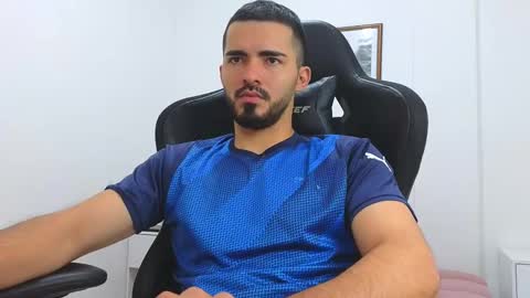 alejandroo_7 online show from 03.05.25