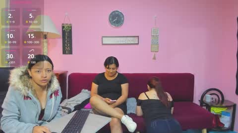 Snapshot of alejita_smithh chatting on 09.13.25 zoe and Kataleya online show from 09.13.25