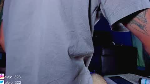 alejo_323__ online show from 03.03.25