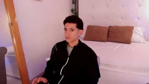 Snapshot of alejo_exotic chatting on 06.08.26 alejo_exotic online show from 06.08.26