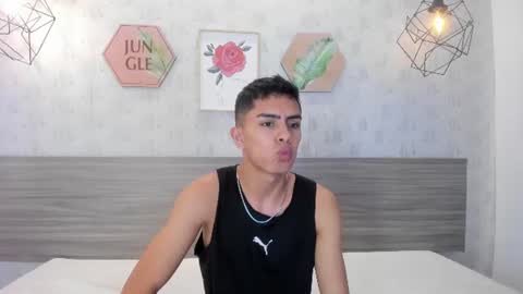 Snapshot of alejo_jones_ chatting on 07.15.26 alejo_jones_ online show from 07.15.26