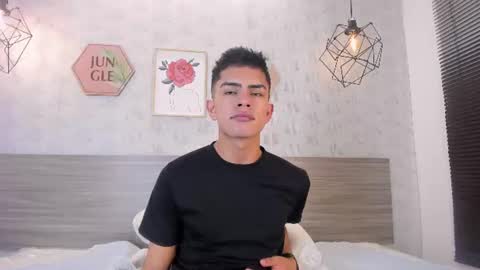 Snapshot of alejo_jones_ chatting on 07.28.26 alejo_jones_ online show from 07.28.26