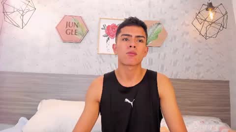 Snapshot of alejo_jones_ chatting on 07.31.26 alejo_jones_ online show from 07.31.26
