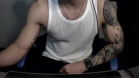 alejoduarte16 online show from 12.22.25