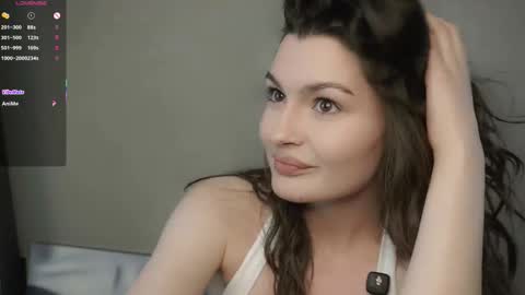 Snapshot of aleksavalenne chatting on 12.01.25 Aleksa online show from 12.01.25