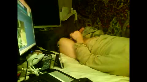 Snapshot of alekss4 chatting on 01.29.25 alekss4 online show from 01.29.25