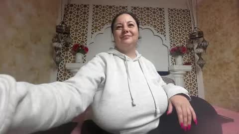 alesha_arabian_ online show from 02.18.26