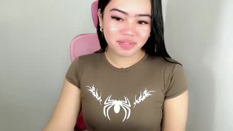 Snapshot of alesha_vibe_me chatting on 05.18.26 alesha_vibe_me online show from 05.18.26