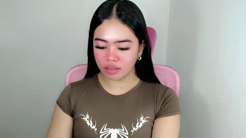 Snapshot of alesha_vibe_me chatting on 05.19.26 alesha_vibe_me online show from 05.19.26