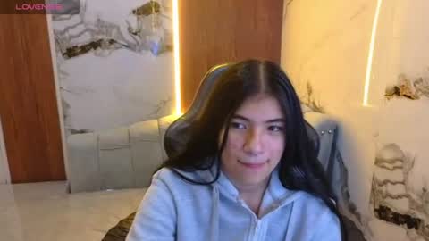 Snapshot of alesia_v chatting on 07.30.26 Live 1000pm 600am COLOMBIAN HOUR online show from 07.30.26