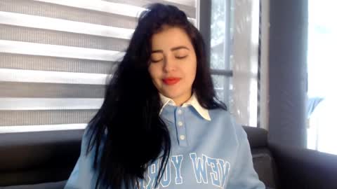 Snapshot of aleska__bell chatting on 02.04.25 Aleska online show from 02.04.25