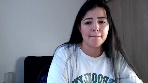 Snapshot of aleska__bell chatting on 07.28.26 Aleska online show from 07.28.26