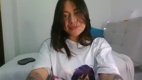 QUEEN OFF MILk  IM BACK  15 NOV online show from 03.12.26