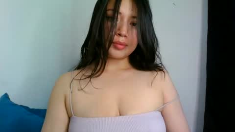 QUEEN OFF MILk  IM BACK  15 NOV online show from 06.19.26