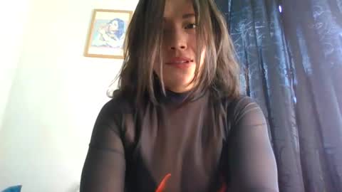 QUEEN OFF MILk  IM BACK  15 NOV online show from 06.25.26