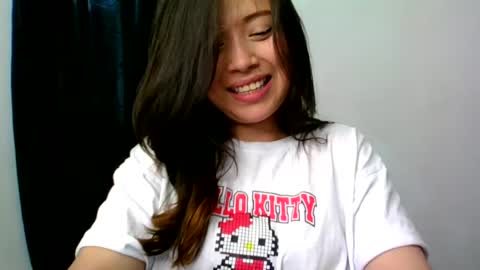 QUEEN OFF MILk  IM BACK  15 NOV online show from 07.10.26