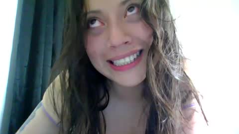 QUEEN OFF MILk  IM BACK  15 NOV online show from 07.28.26