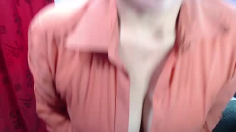 Snapshot of aleska_sex chatting on 09.18.25 ALESKA online show from 09.18.25