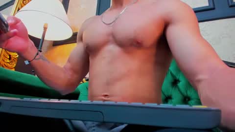 Alessandro King online show from 02.12.25