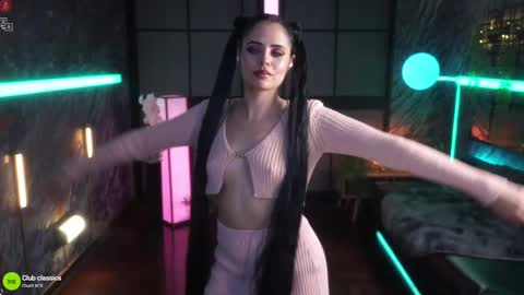 Alessa Goreng online show from 02.22.25