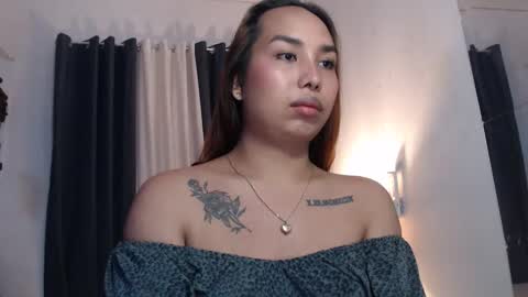 Snapshot of alessandramore chatting on 05.27.26 Alessandra online show from 05.27.26