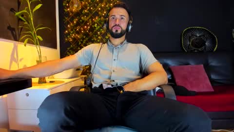 ALESSANDRO  WYE online show from 02.01.26