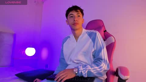 Snapshot of alessandro_dybala chatting on 12.23.24 Alessandro Dybala online show from 12.23.24