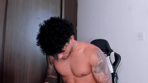 Alessandro Vanni online show from 02.04.25