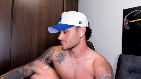 Alessandro Vanni online show from 03.12.25