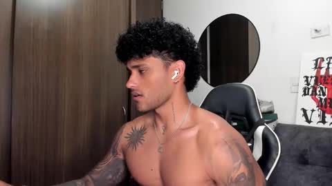 Alessandro Vanni online show from 09.22.25