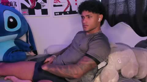 Snapshot of alessandro_vanni chatting on 05.13.26 Alessandro Vanni online show from 05.13.26