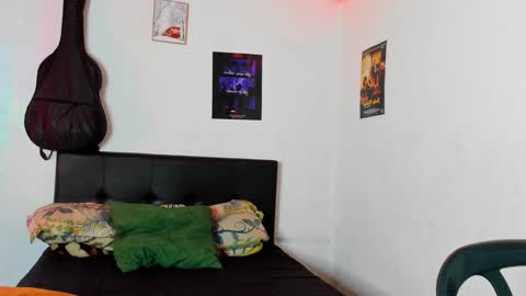 Alessandro online show from 12.06.24