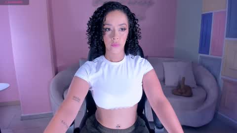 ALESSA ROMERO  online show from 02.24.26