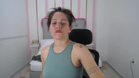 Snapshot of alessia_beth chatting on 01.17.25 ALESSIA online show from 01.17.25