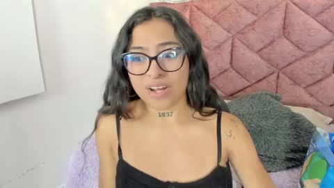 Snapshot of alessia_storm_ chatting on 05.27.26 Alessia online show from 05.27.26