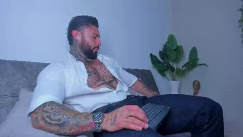 Aless Rose online show from 06.30.26